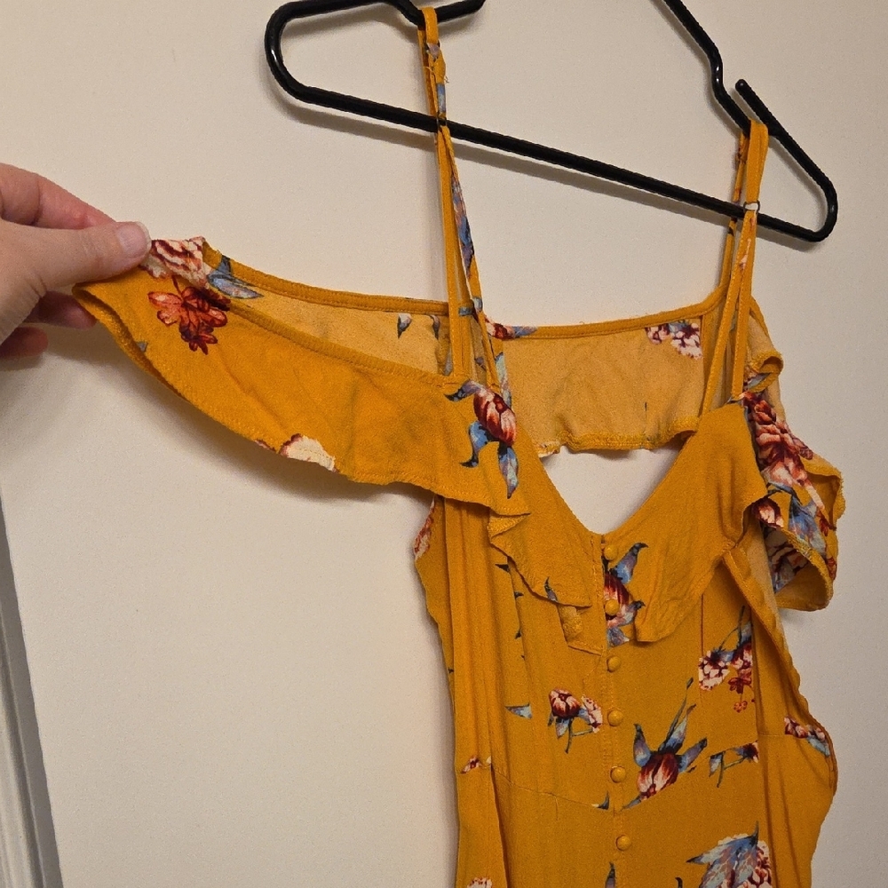 Xhilaration Boho Cold Shoulder Midi Dress with Slit - Size Medium
​Description - Picture 6 of 11